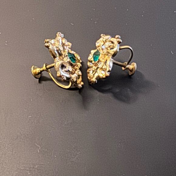 VTG Gold Colored Emerald Clear Rhinestones Screw Earrings Flower Floral Clip On - Picture 5 of 10